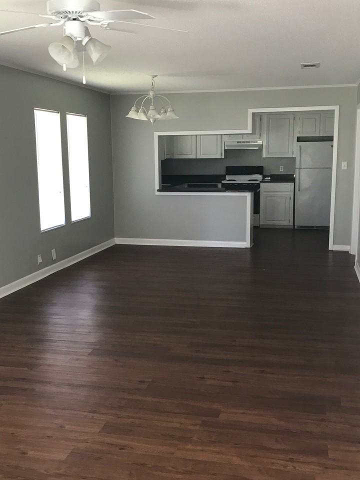 225 Louie Bullock Rd - Photo 3 of 10