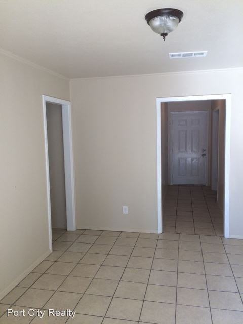 9429 Amity Way - Photo 3 of 11