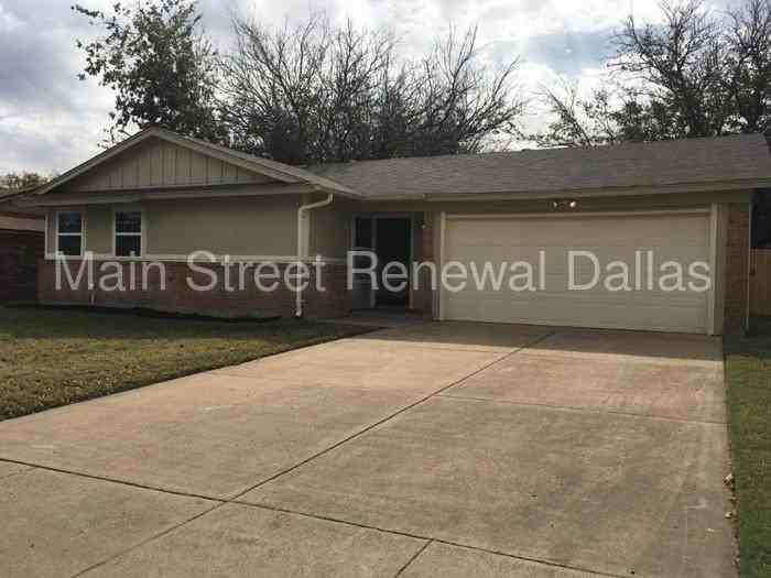 216 Malone Ave - Photo 3 of 24