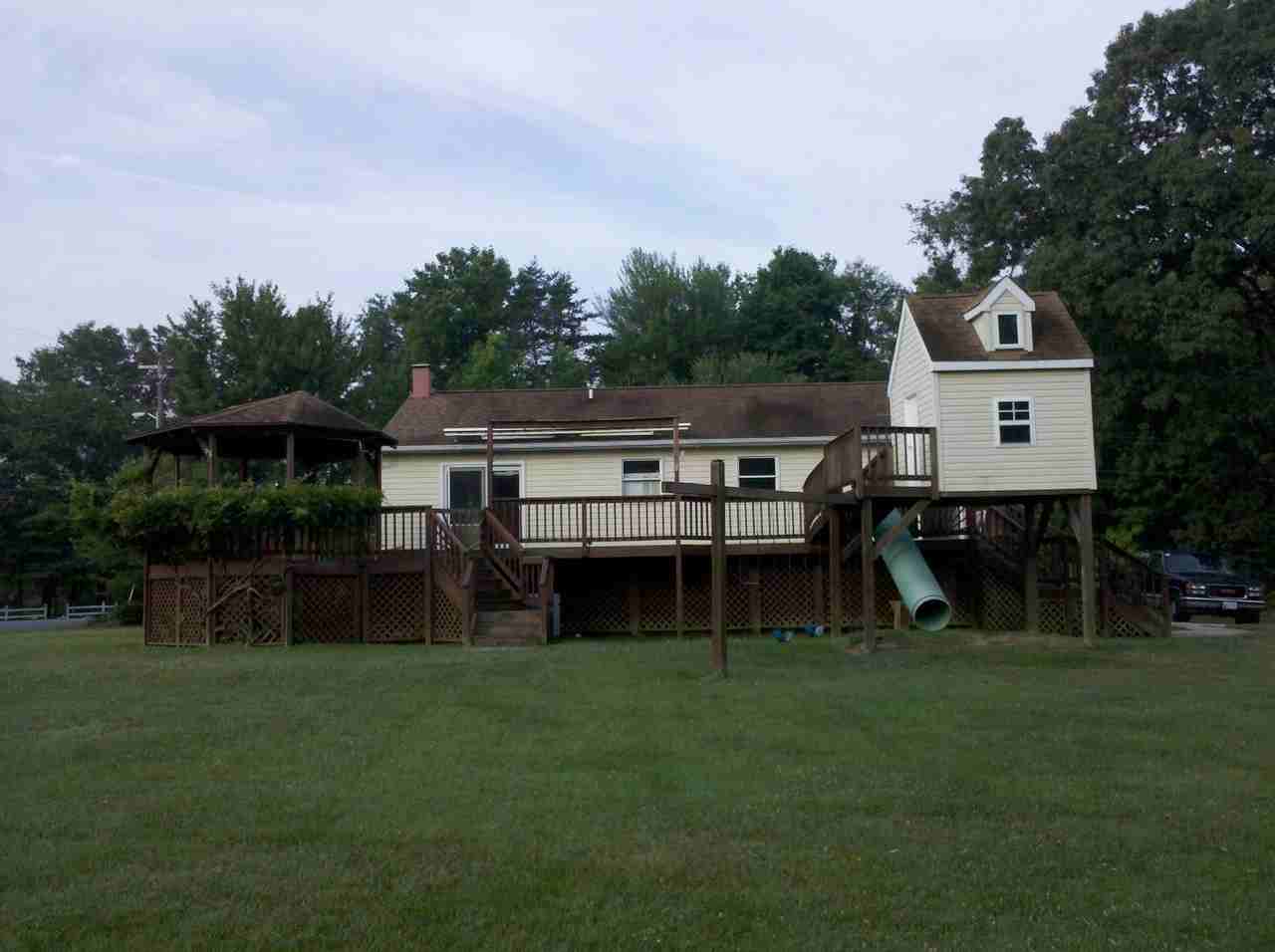 1606 Hog Farm Road - Photo 2 of 24