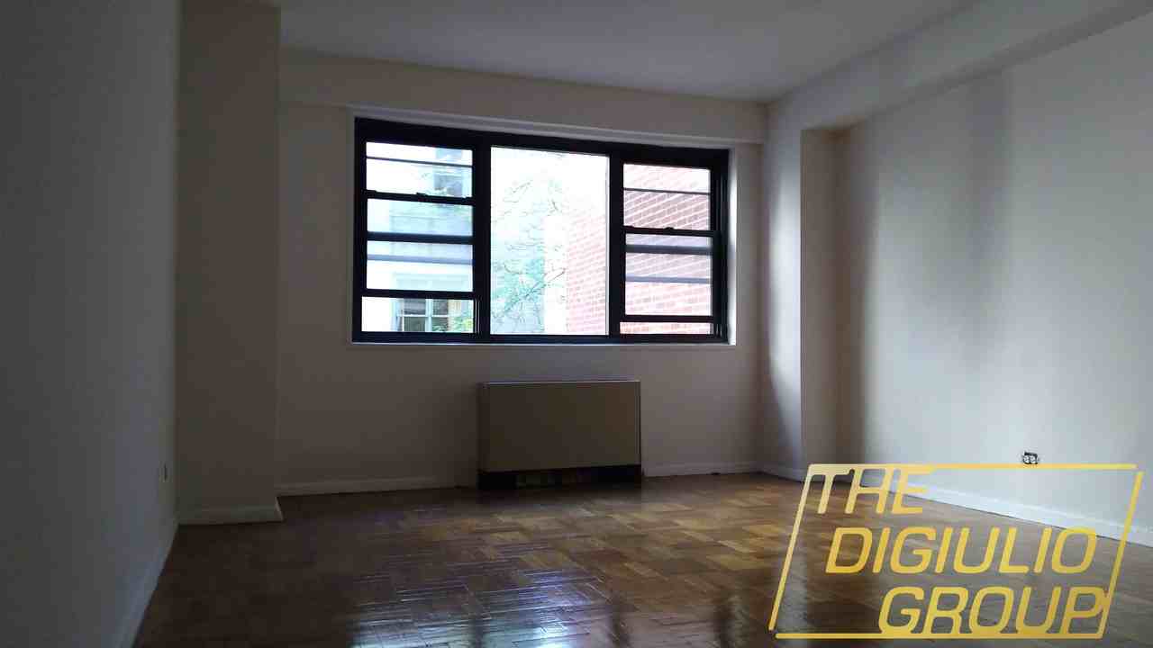 Madison Ave & East 86th St #6D