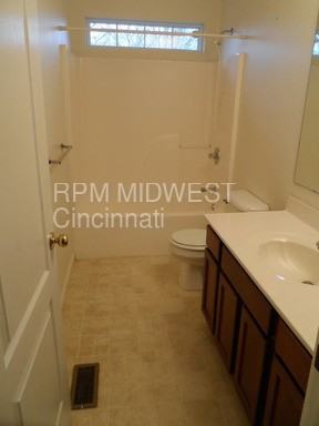 1827 Princess Ct - Photo 2 of 11