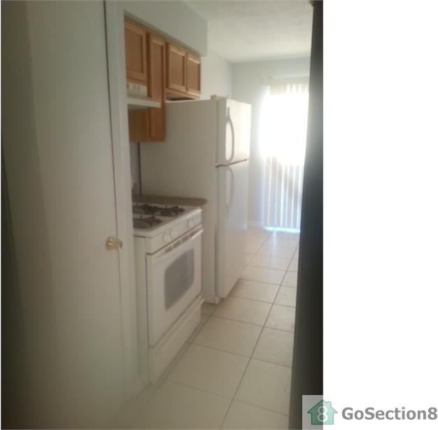 341 Mockingbird Ln - Photo 3 of 11