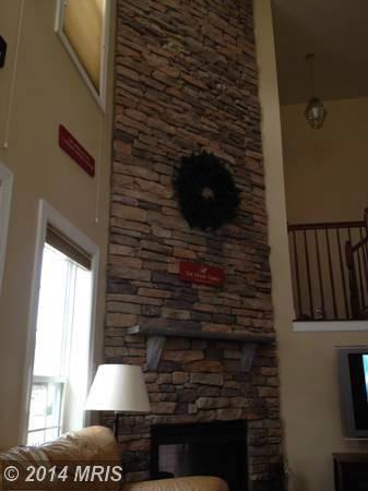 3279 Mulberry St - Photo 3 of 10