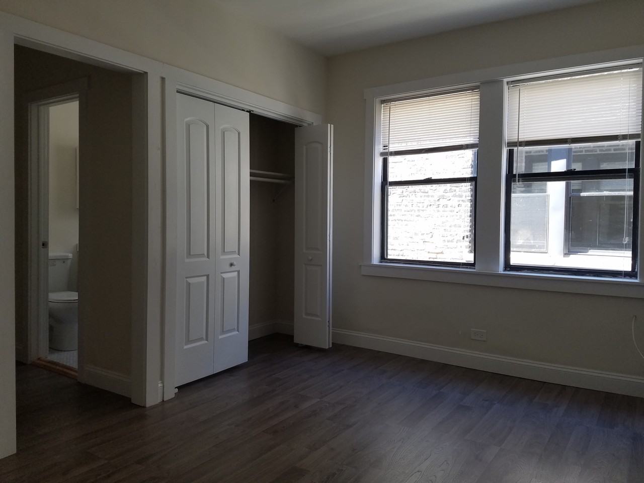 839 West Sheridan Road - Photo 2 of 4