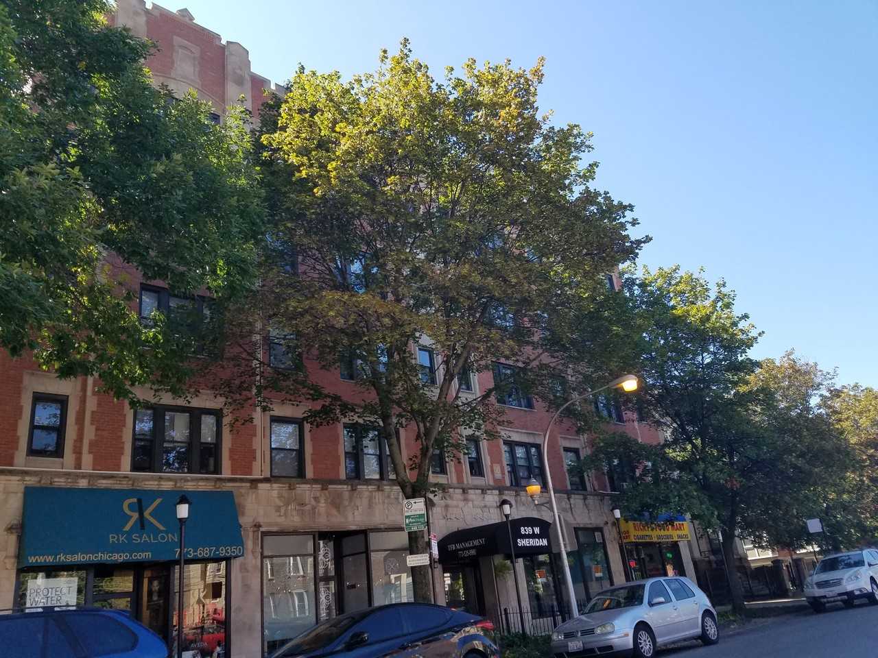 839 West Sheridan Road - Photo 3 of 4