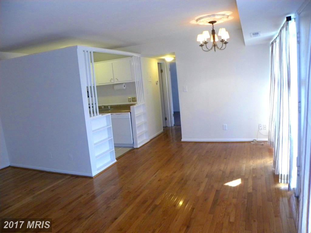 4333 Americana Dr #F104 - Photo 3 of 11