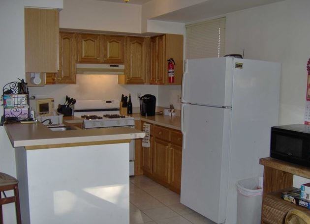 232 John St #REAR - Photo 2 of 6