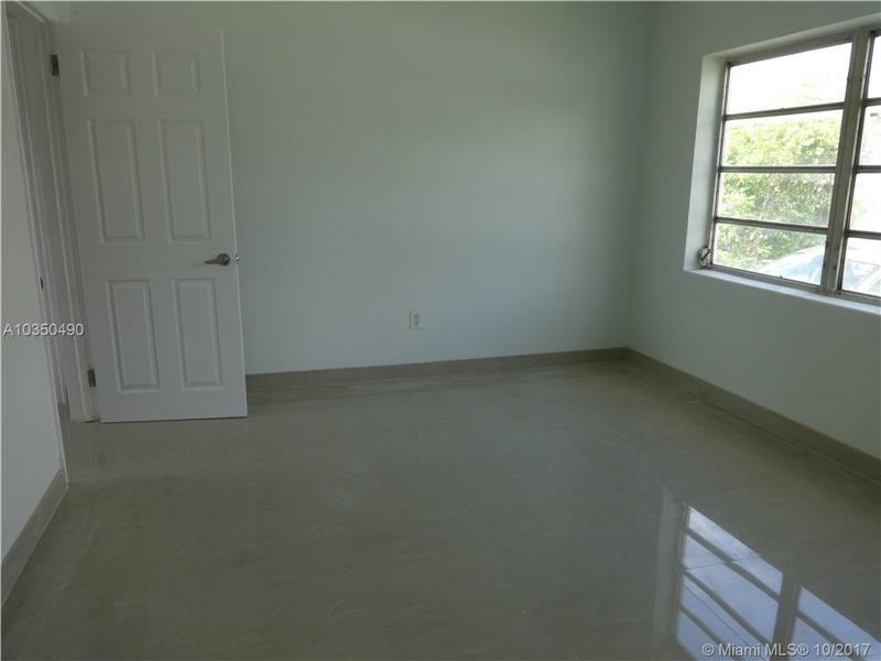 16 Sevilla Ave - Photo 3 of 8