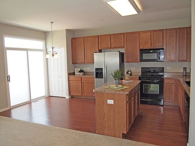 1213 Tuscany Dr - Photo 2 of 8