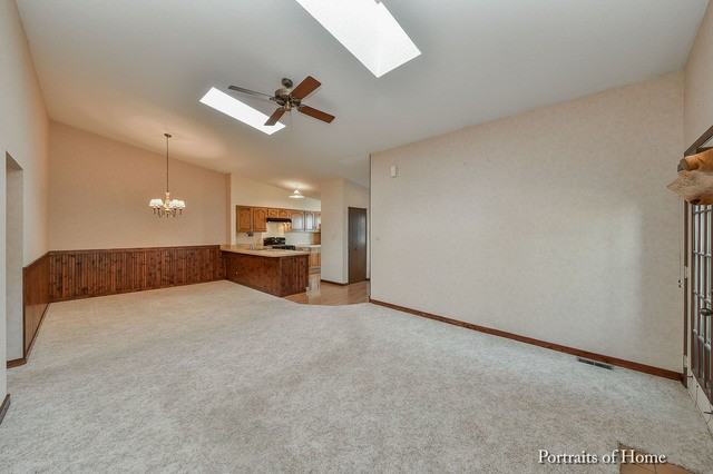 559 Fessler Ave - Photo 3 of 11