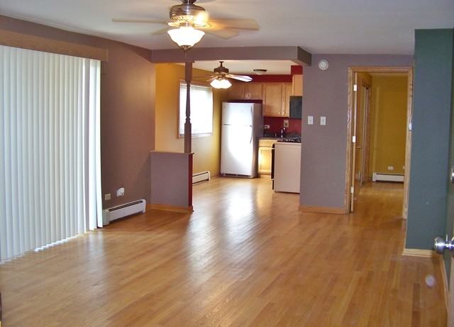 9407 S Roberts Rd #1NW - Photo 3 of 11