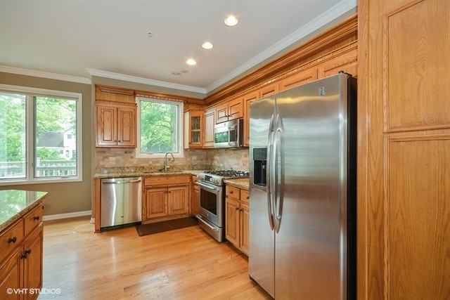 501 Taylor Ave - Photo 3 of 19