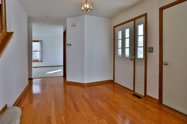 211 Biscayne St - Photo 2 of 17