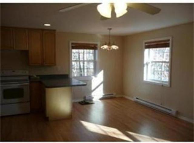 234 Hampton St - Photo 3 of 6