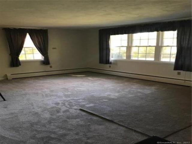 17 Slab Meadow Rd - Photo 2 of 6