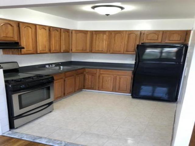 11-17 154th St - Photo 2 of 6