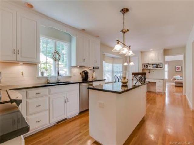 97 Benedict Rd - Photo 2 of 6