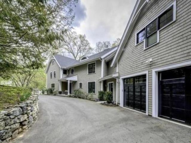 1302 South St - Photo 2 of 6