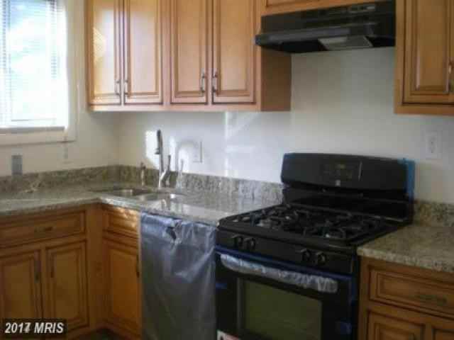 5911 Winner Ave - Photo 2 of 6