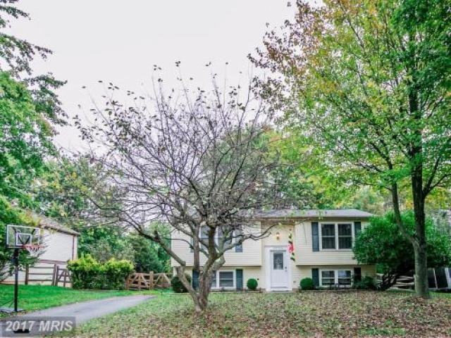 24109 Newbury Rd - Photo 2 of 6