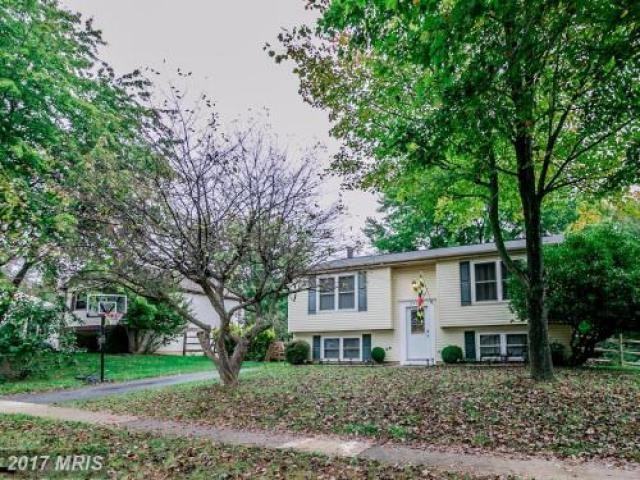 24109 Newbury Rd - Photo 3 of 6