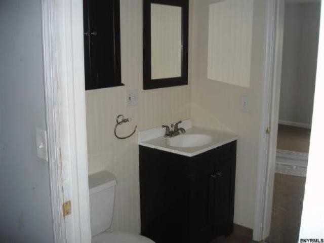 209 Kingsley Rd - Photo 2 of 6