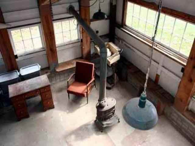 74 River Rd - Photo 3 of 6