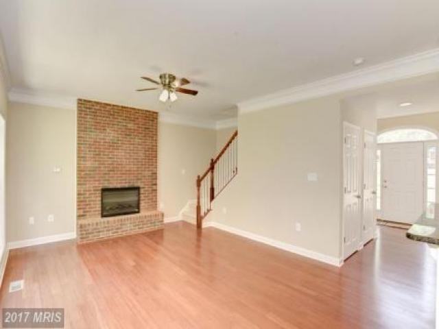 3991 Hidden Valley Ct - Photo 3 of 6