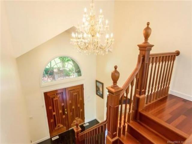 77 Kaya Ln - Photo 3 of 6