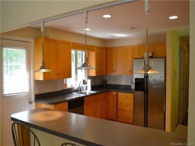 101 Old Horse Hill Rd - Photo 2 of 6