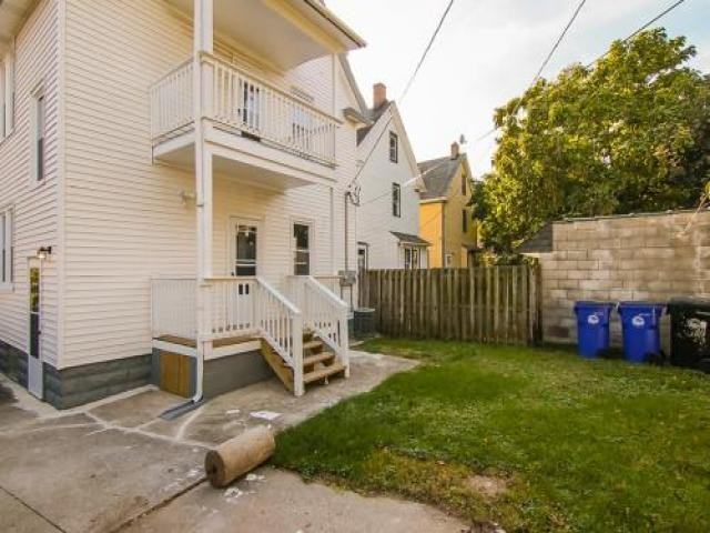 3868 W 19th St - Photo 2 of 6