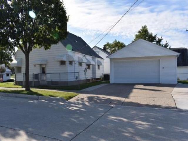 17406 Valade St - Photo 2 of 6