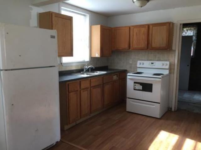 518 Nicholas St - Photo 2 of 6