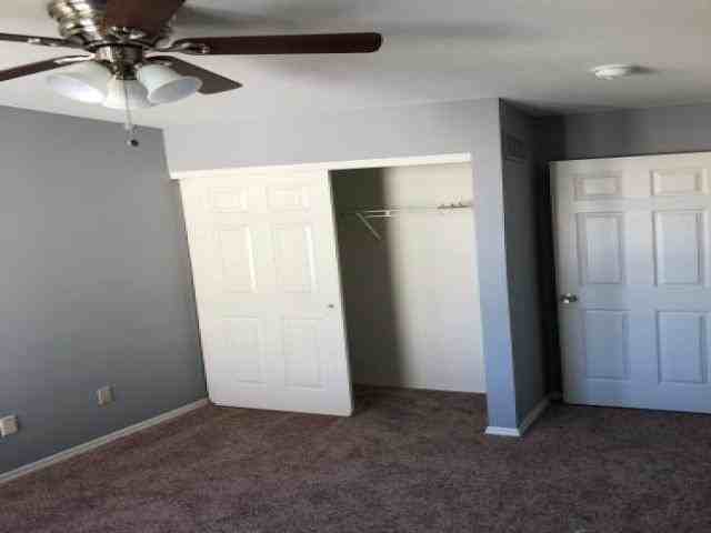 105 Twin Falls Dr - Photo 2 of 6