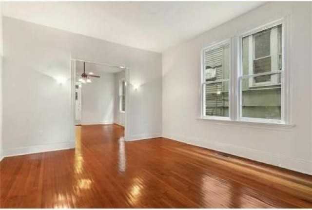 10 Neron Pl - Photo 3 of 6