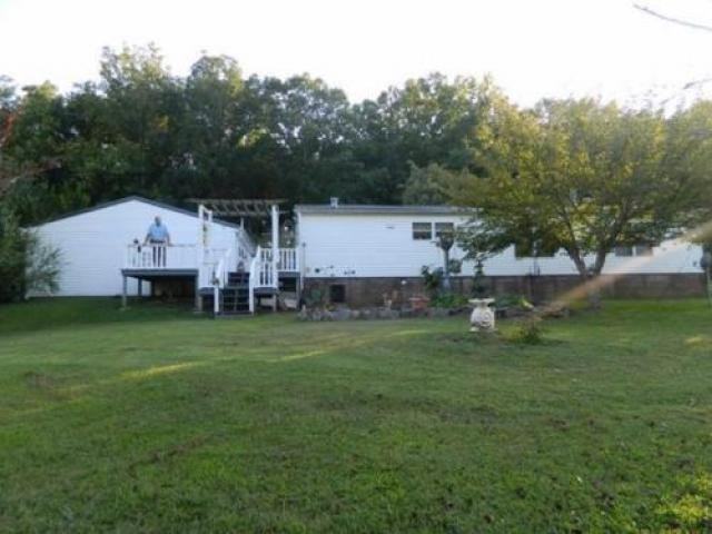 8132 Chestnut Ridge Rd - Photo 3 of 6