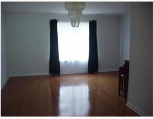 1209 W Magnolia St - Photo 2 of 4