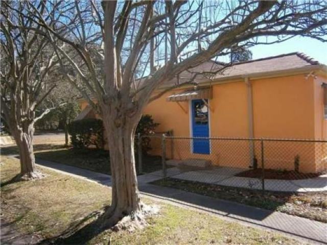 1201 Farragut St - Photo 3 of 6