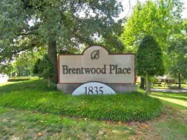 1801 Wood Oak Dr - Photo 2 of 6