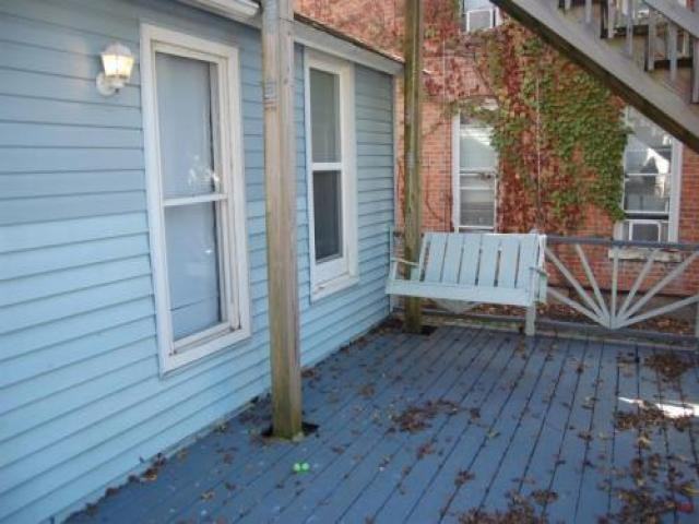 515 E Commercial Ave - Photo 2 of 6