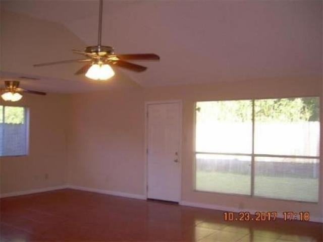 3016 English Colony Dr - Photo 3 of 6