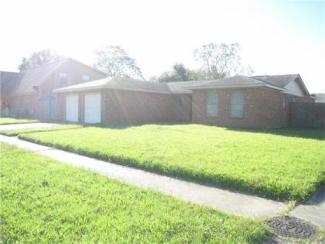 1621 E Frisco Dr - Photo 2 of 6