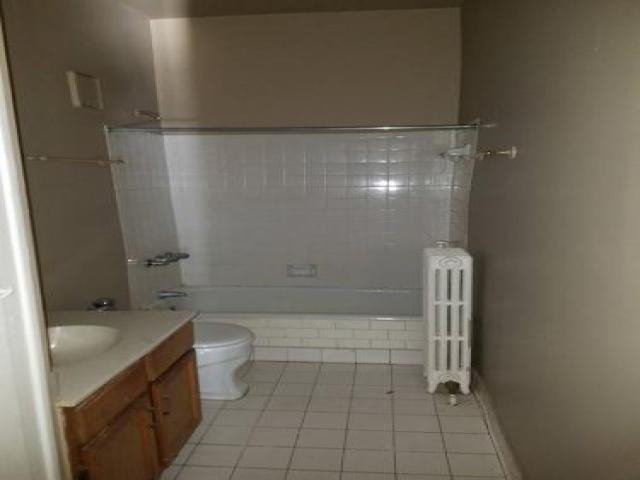 35 N McLean Blvd - Photo 2 of 6