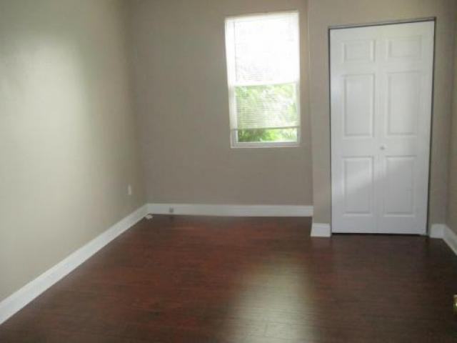 1823 W Main St - Photo 2 of 6