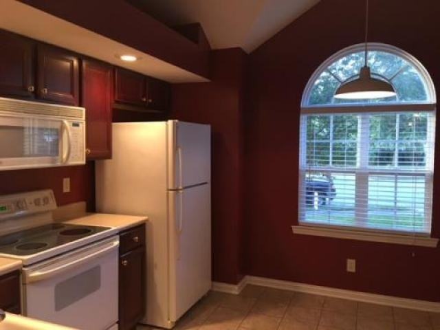 2539 Arbor Terrace - Photo 2 of 6