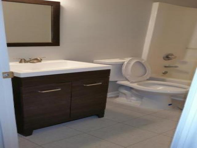 113 Lewis St - Photo 2 of 5