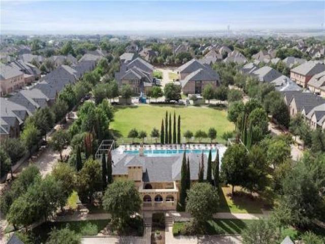 6783 Pistoia Dr - Photo 3 of 6