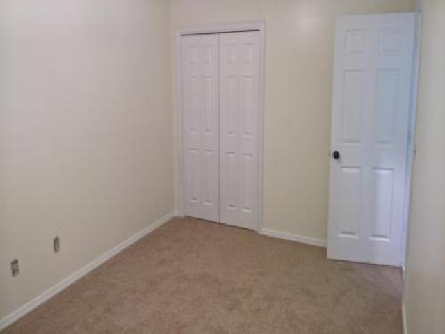 11517 Windmill Rd - Photo 3 of 4