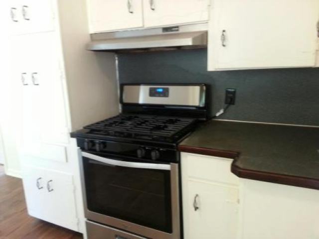 10207 E 4th St - Photo 3 of 6